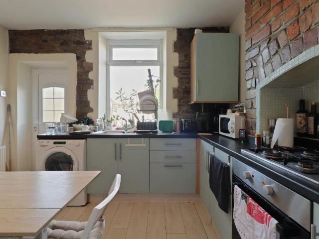 House for sale in Crosspool, South Yorkshire