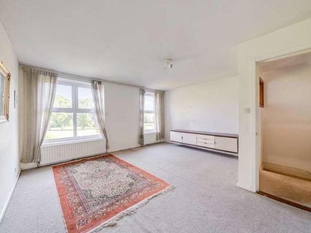 House for sale in Norbiton, Greater London