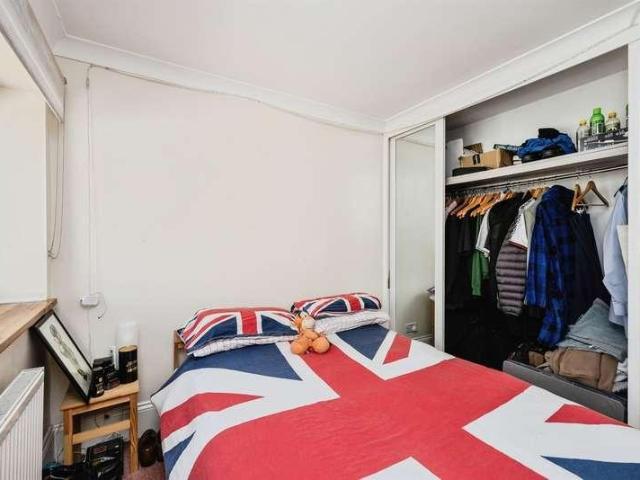 House for sale in Pontardawe, Trebanos