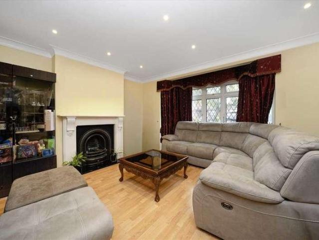 House for sale in Greater London
