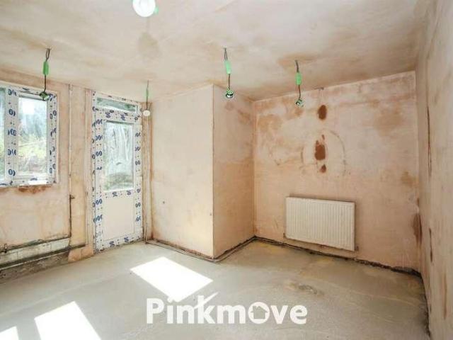 House for sale in Allt-yr-yn, Wales