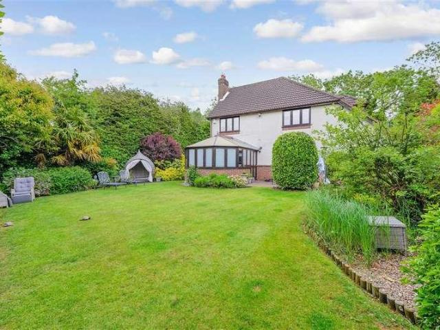 House for sale in Meopham Green, Gravesham