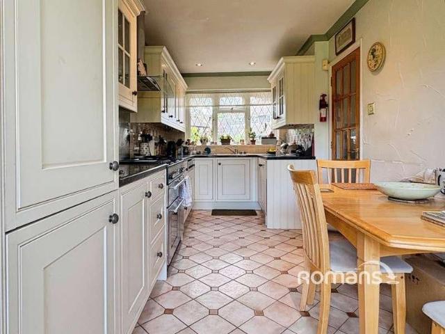 House for sale in Eversley, Hart