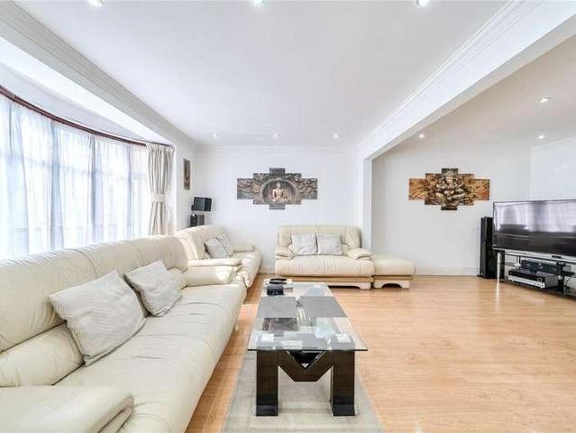 House for sale in Alperton, Greater London