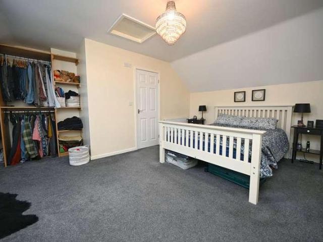 House for sale in Hoyland Common, Barnsley
