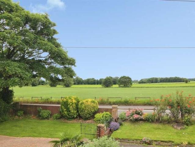 House for sale in West Yorkshire