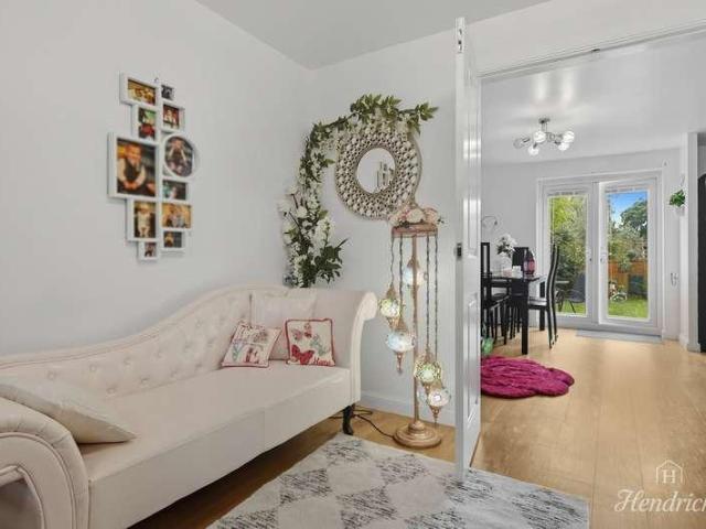 House for sale in Alton Barnes, Isle Of Man