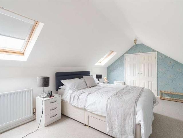 House for sale in Hayes