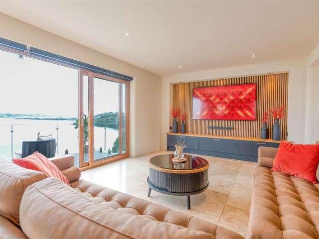 House for sale in Pembroke Dock, Wales