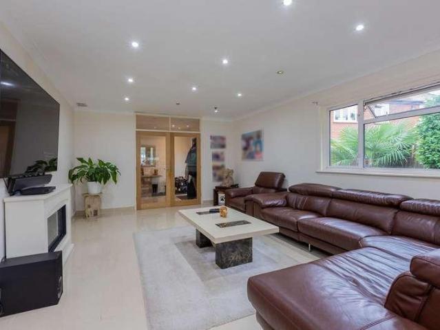 House for sale in Slough