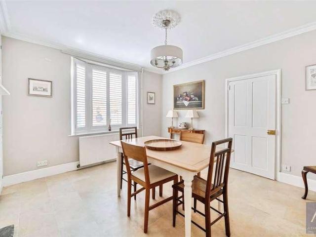 House for sale in Buckingham, Buckinghamshire
