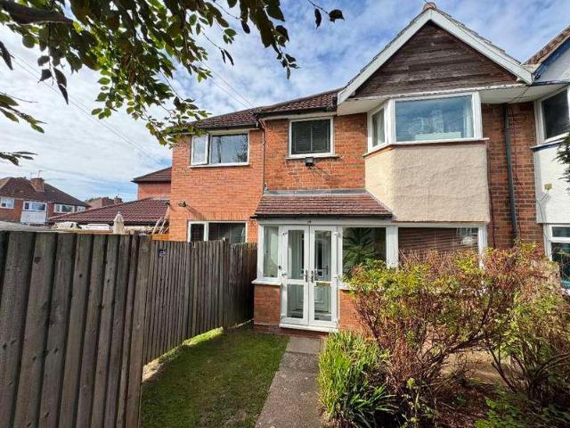 House for sale in Haslucks Green, Solihull
