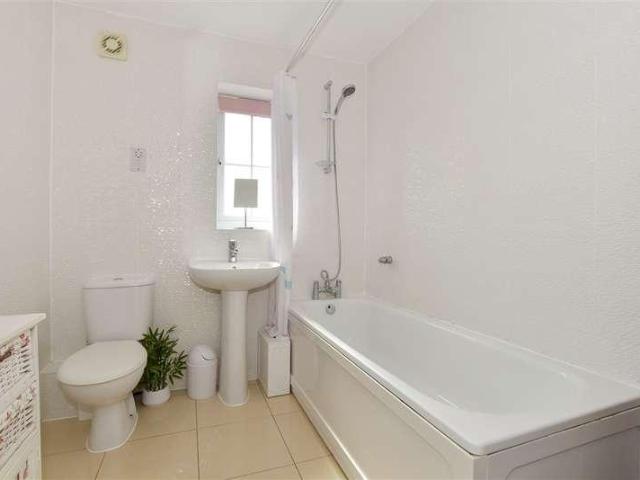 House for sale in Horsham, West Sussex