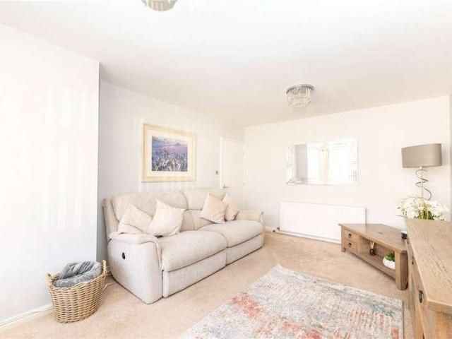 House for sale in Leeds