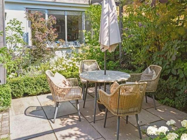 House for sale in Quarrendon, Buckinghamshire