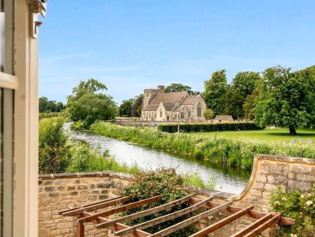 House for sale in Stonehouse, Stroud