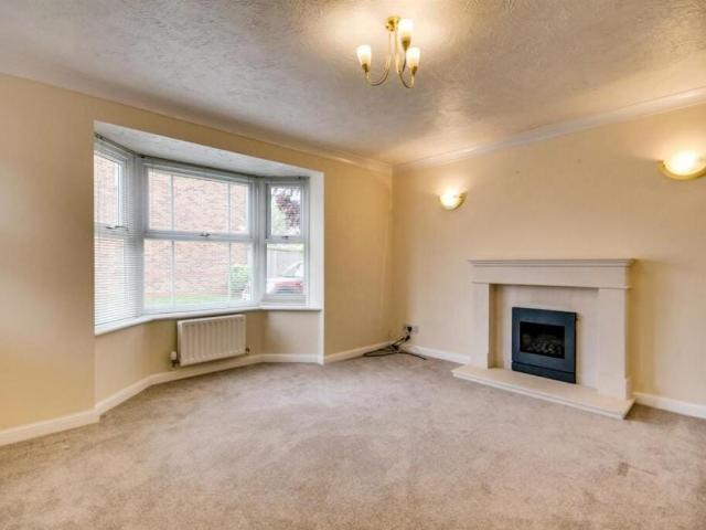 House for sale in Bishop's Cleeve, Tewkesbury