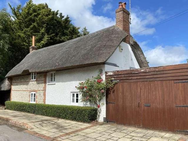 House for sale in Manningford Bohune, Wiltshire