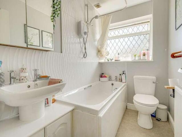 House for sale in Burcott, Buckinghamshire