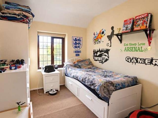 House for sale in London Borough of Waltham Forest, Greater London