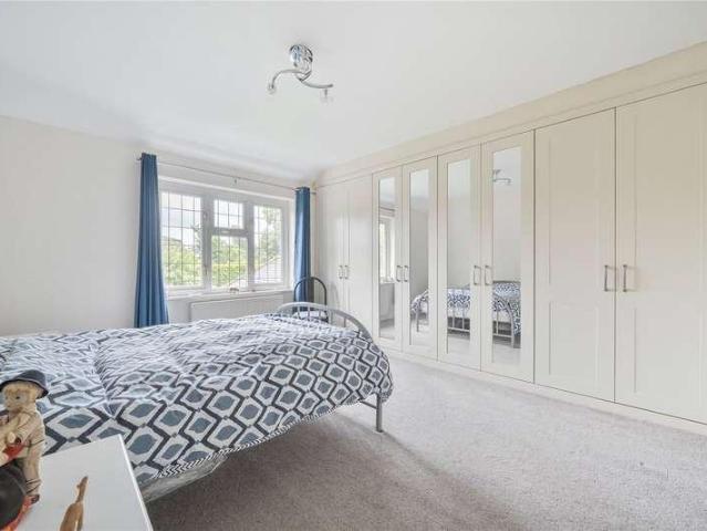 House for sale in Thames Ditton, Thames Ditton