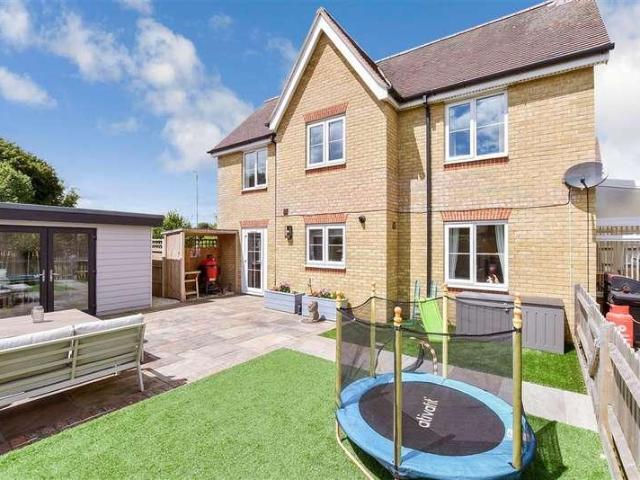 House for sale in Ash, Kent