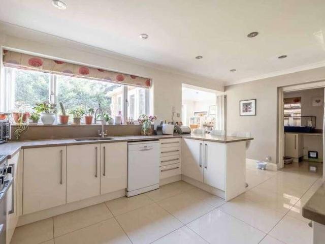 House for sale in Chalfont St. Peter, Denham