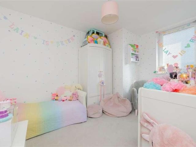 House for sale in Stone, Monks Orchard