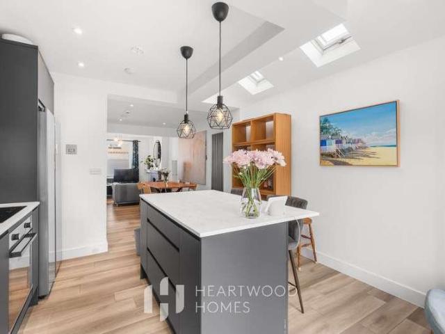 House for sale in St Albans, Five Acres