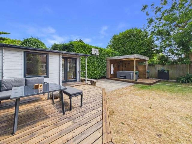 House for sale in Worthing, West Sussex