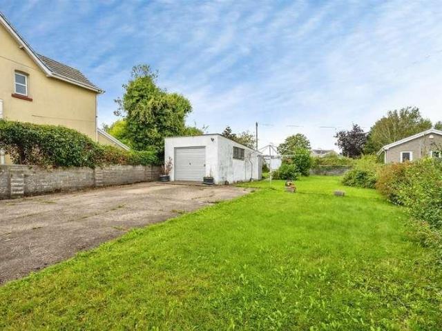 House for sale in Gorseinon, Wales
