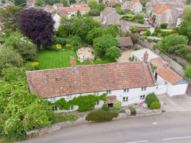 House for sale in Somerton, Somerset