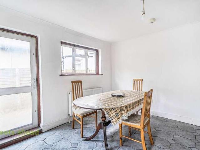 House for sale in London Borough of Croydon, Thornton Heath