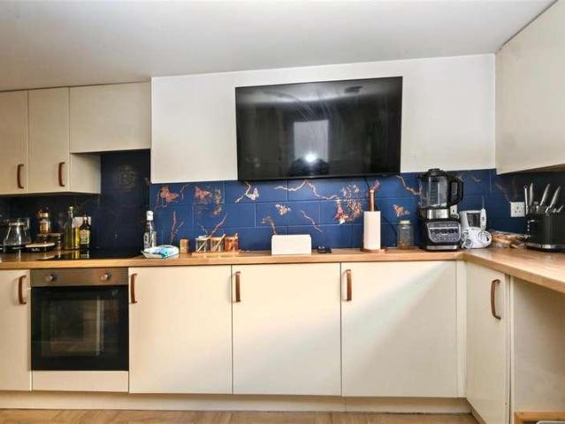 House for sale in Roselands, Eastbourne