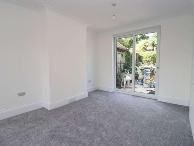 House for sale in Upton, Acol