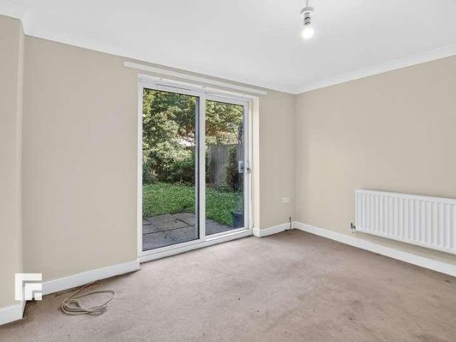 House for sale in Marshfield, Newport