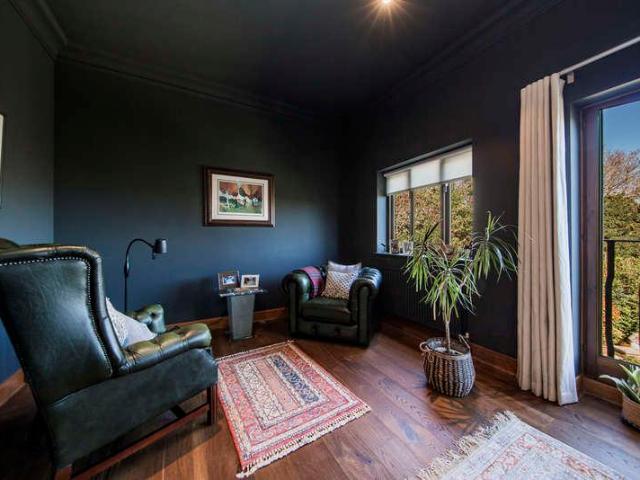 House for sale in Hawkenbury, Sandown Park