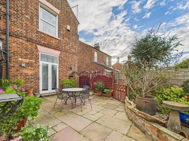 House for sale in Little Driffield, Driffield