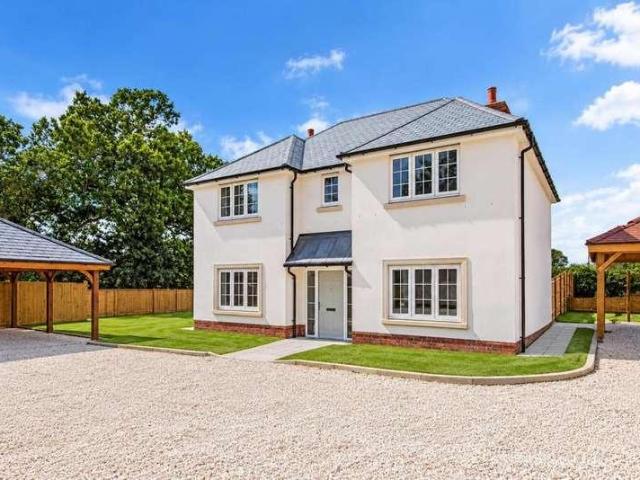 House for sale in Hillstreet, New Forest