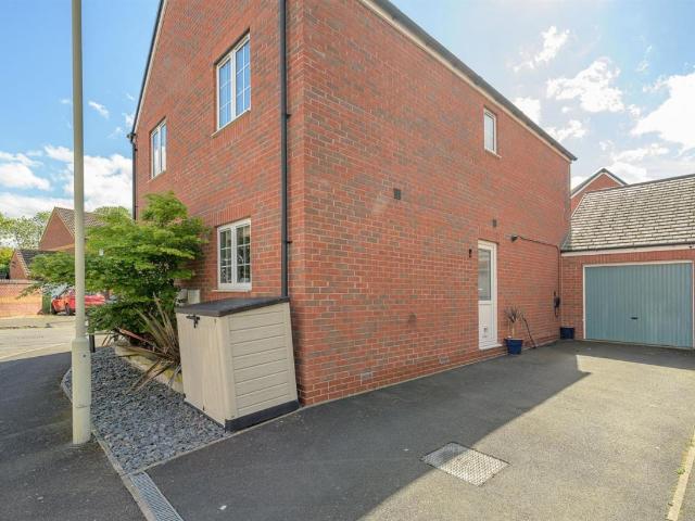 House for sale in Audnam, Amblecote