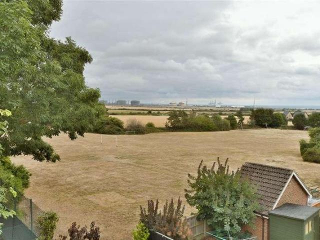 House for sale in Allhallows
