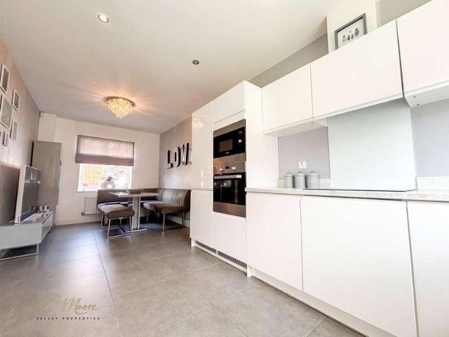 House for sale in Houghton Le Spring, Sunniside
