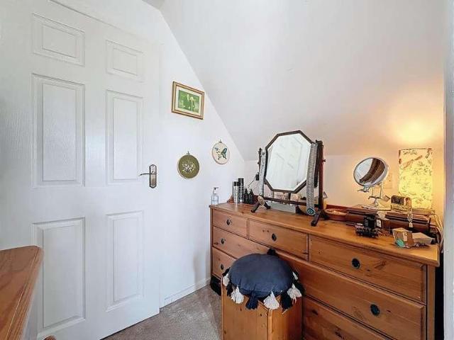 House for sale in Llantwit Fardre, Efail Isaf