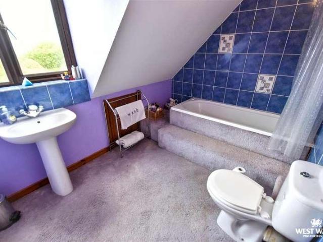 House for sale in Mesur-y-dorth, Llandeloy