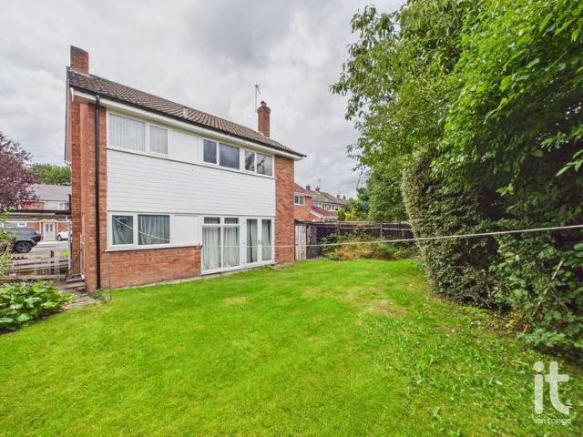 House for sale in Hazel Grove, Greater Manchester