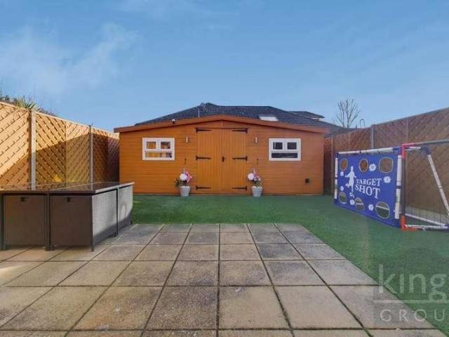 House for sale in Hammond Street, Broxbourne