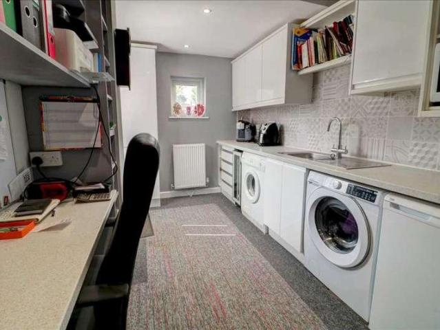 House for sale in Coleshill CP, Gun Hill