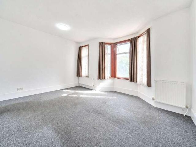 House for sale in Little Ilford, Greater London