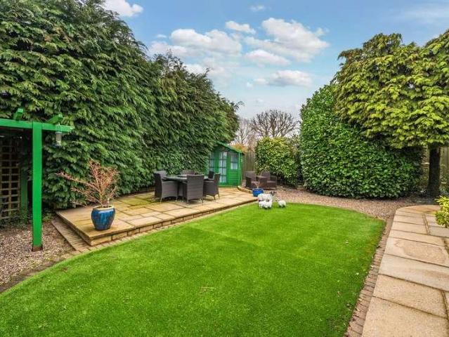 House for sale in Winterbourne, Frampton Cotterell