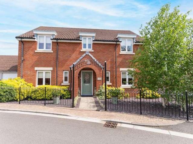 House for sale in Glan Llyn, Wales